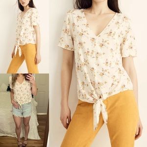 ☀️Madewell windowpane floral tie front v neck top xs